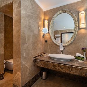 Jacuzzi Suite
